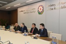 в Баку проходит встреча глав МИД Азербайджана и РФ