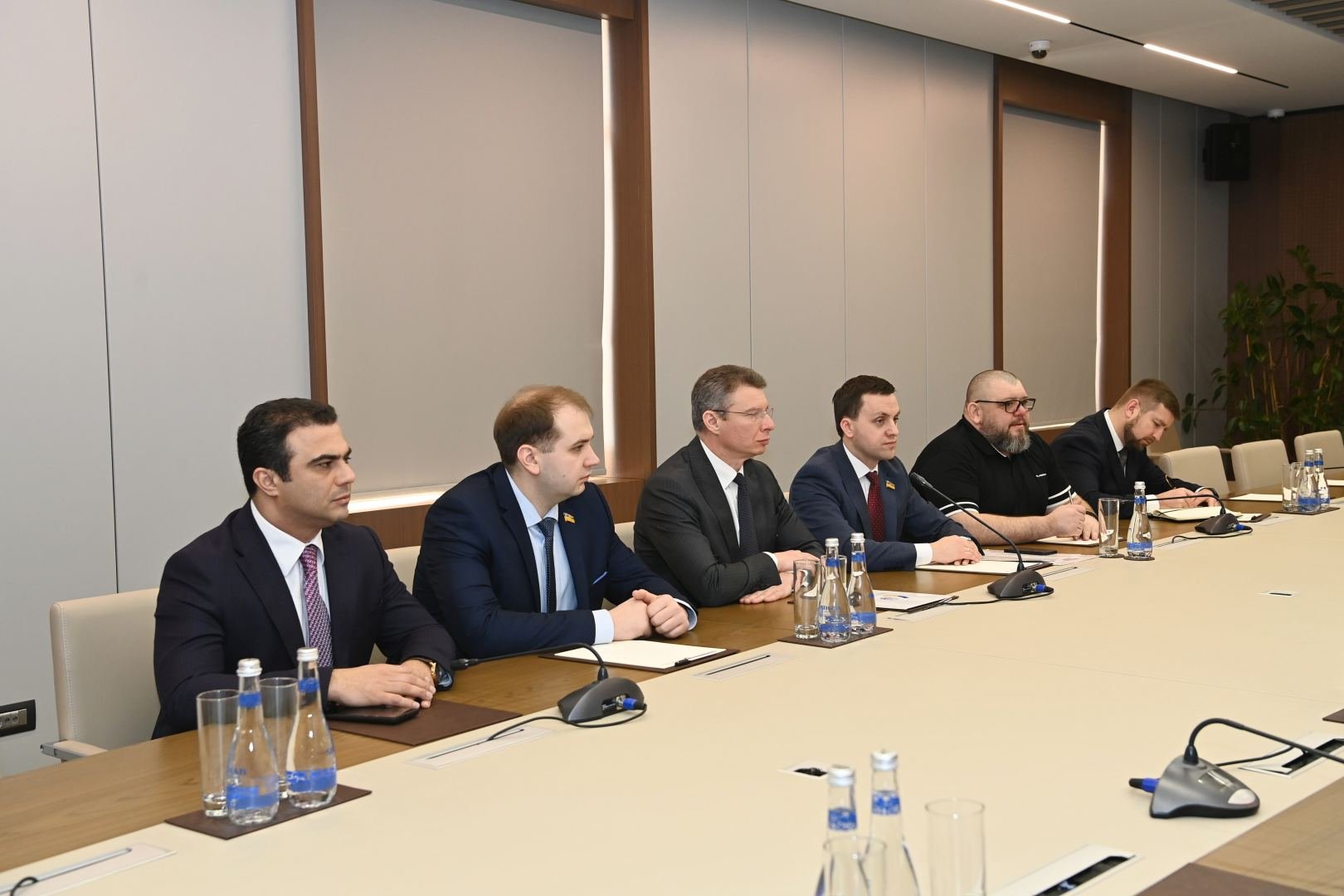 в Баку проходит встреча глав МИД Азербайджана и РФ