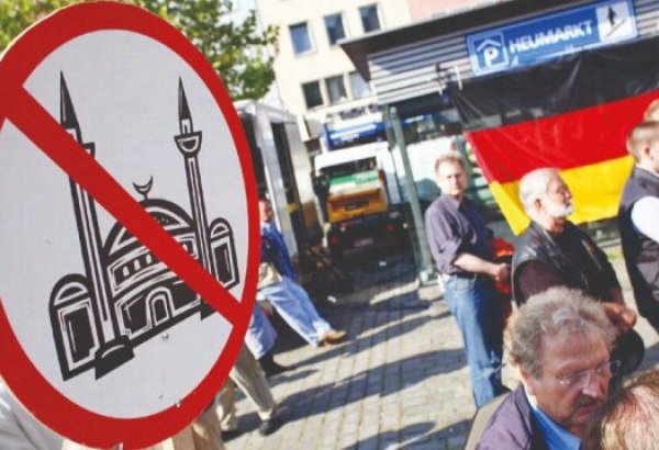 TBMM Avrupa'daki İslamofobiyi araştırıyor: Camiye bağış yapana kredi yok