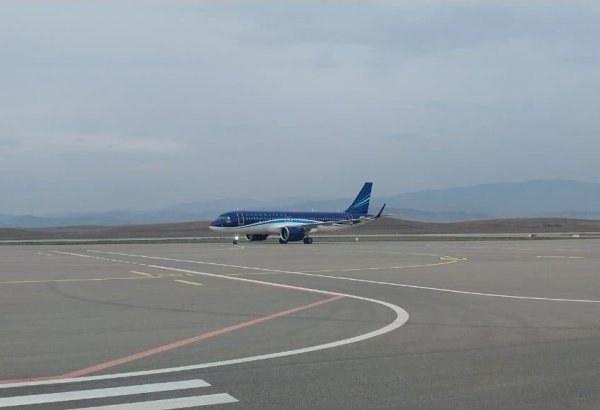 Самолёт с представителями ООН приземлился в Физулинском аэропорте