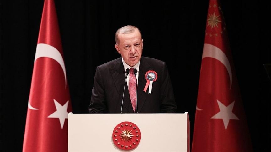 Erdogan calls for new constitution embracing all people