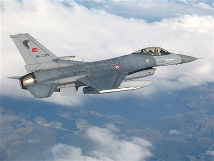 ABŞ Türkiyənin F-16-larının təkmilləşdirilməsinə dəstək verdiyini açıqlayıb