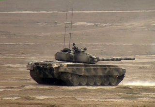Azerbaijani army improves combat training of tank units