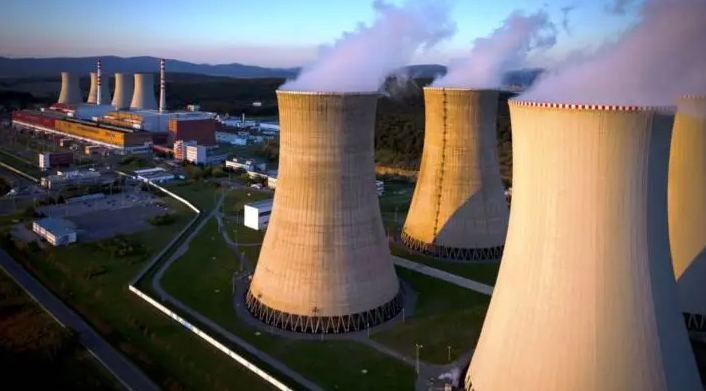 Germany may switch off last three nuclear  power plants in two weeks