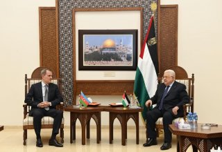 Джейхун Байрамов встретился с президентом Палестины Махмудом Аббасом