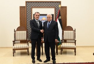 Azerbaijani FM meets with President of Palestine