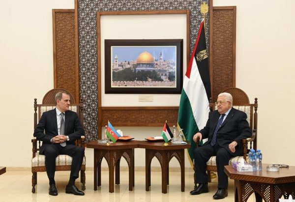 Джейхун Байрамов встретился с президентом Палестины Махмудом Аббасом