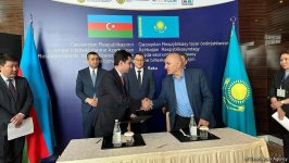Business contracts signed between Kazakhstan, Azerbaijan