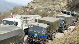 Residents of Armenian origin move freely along Azerbaijani Lachin-Khankendi road