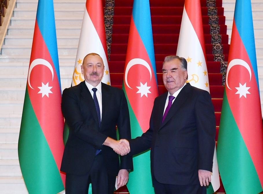 Official welcome ceremony held for President Ilham Aliyev in Dushanbe
