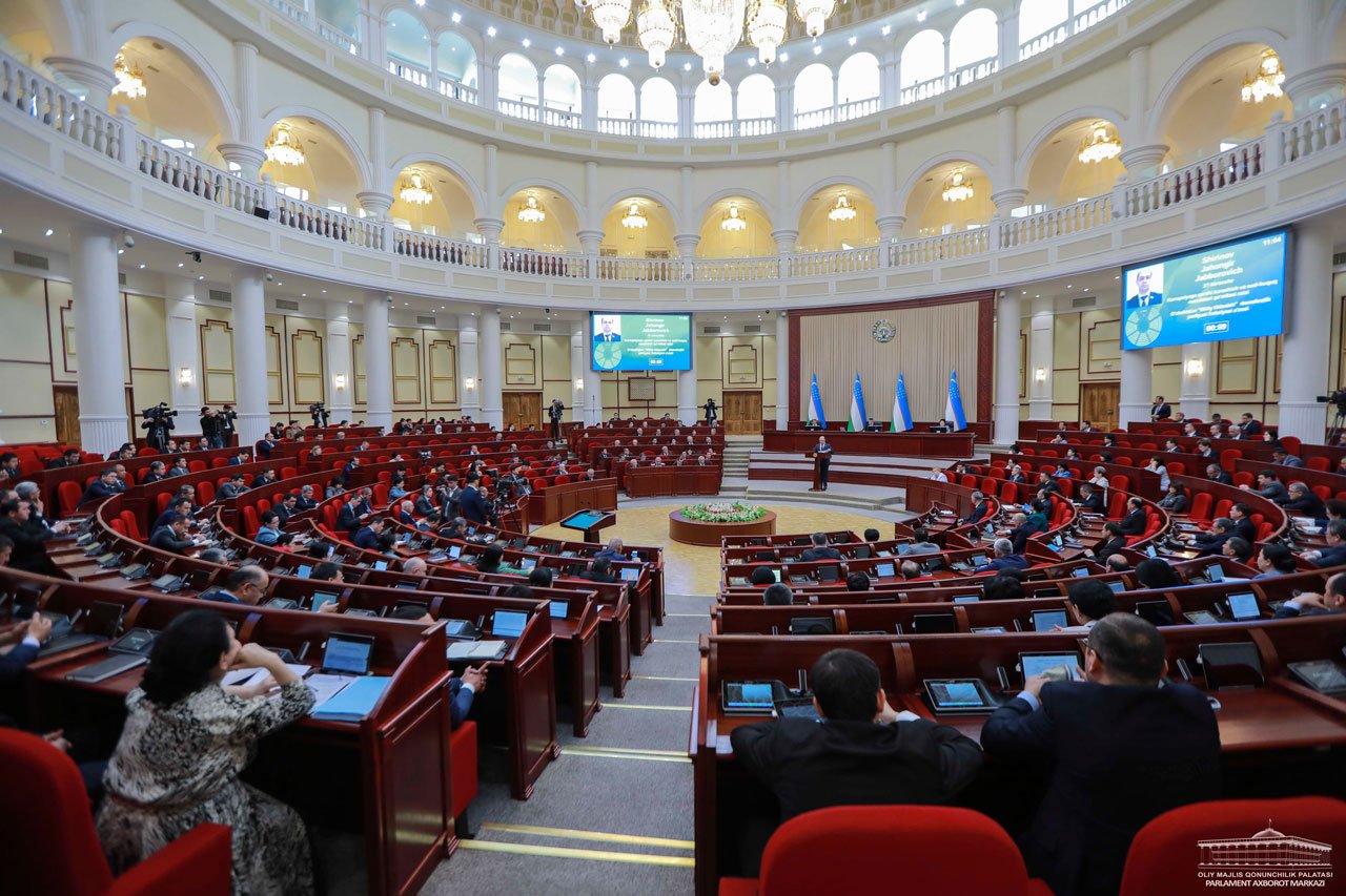 Parliament of Uzbekistan supports agreement on mutual arms supplies with Azerbaijan