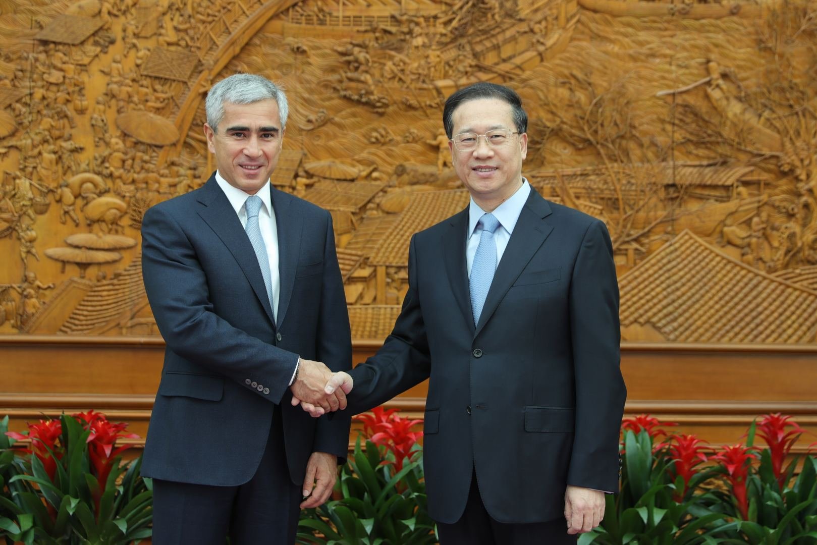 Assistant to President of Azerbaijan meets Executive Vice Minister of Foreign Affairs of China