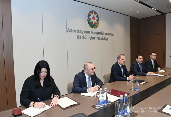Армения шестую неделю не отвечает на предложения Азербайджана по тексту мирного соглашения - министр