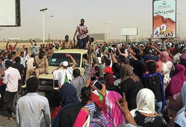 Münaqişədən sonra 100 mindən çox insan Sudanı tərk edib - BMT
