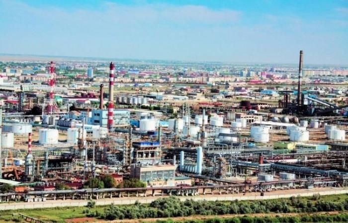Kazakhstan's Atyrau refinery plans to boost output in 2023