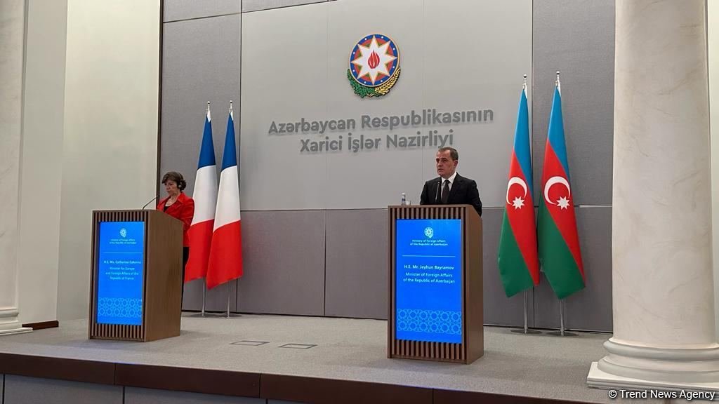 FMs of Azerbaijan, France hold press conference