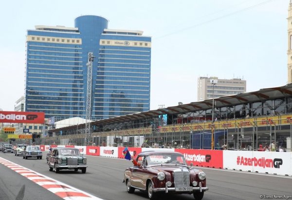 Parade of classic cars organized at Formula 1 Azerbaijan Grand Prix track