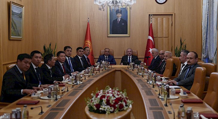Kyrgyz Parliament speaker meets with Chairman of Grand National Assembly of Turkiye