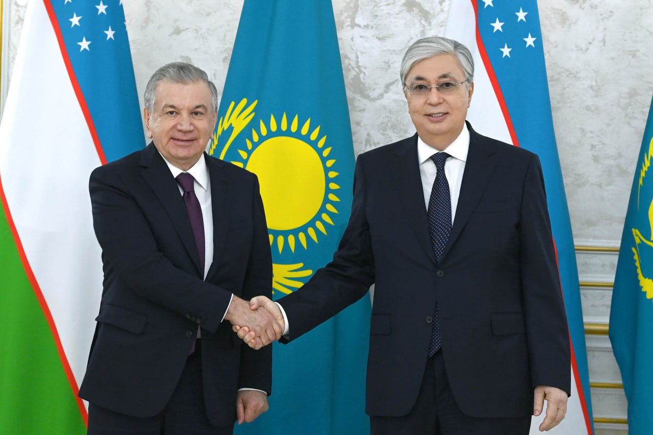 Президенты Казахстана и Узбекистана обсудили укрепление стратегического партнерства