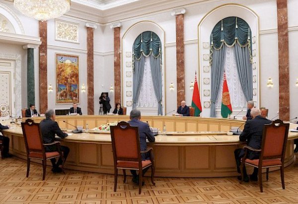 Спикер ЖК Нурланбек Шакиев встретился с президентом Беларуси Александром Лукашенко