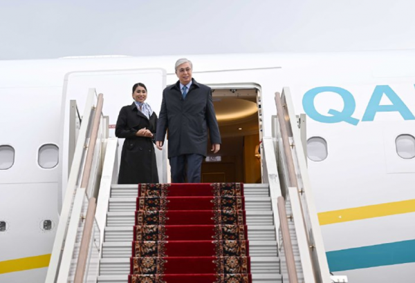 Tokayev arrives in Moscow for SEEC meeting