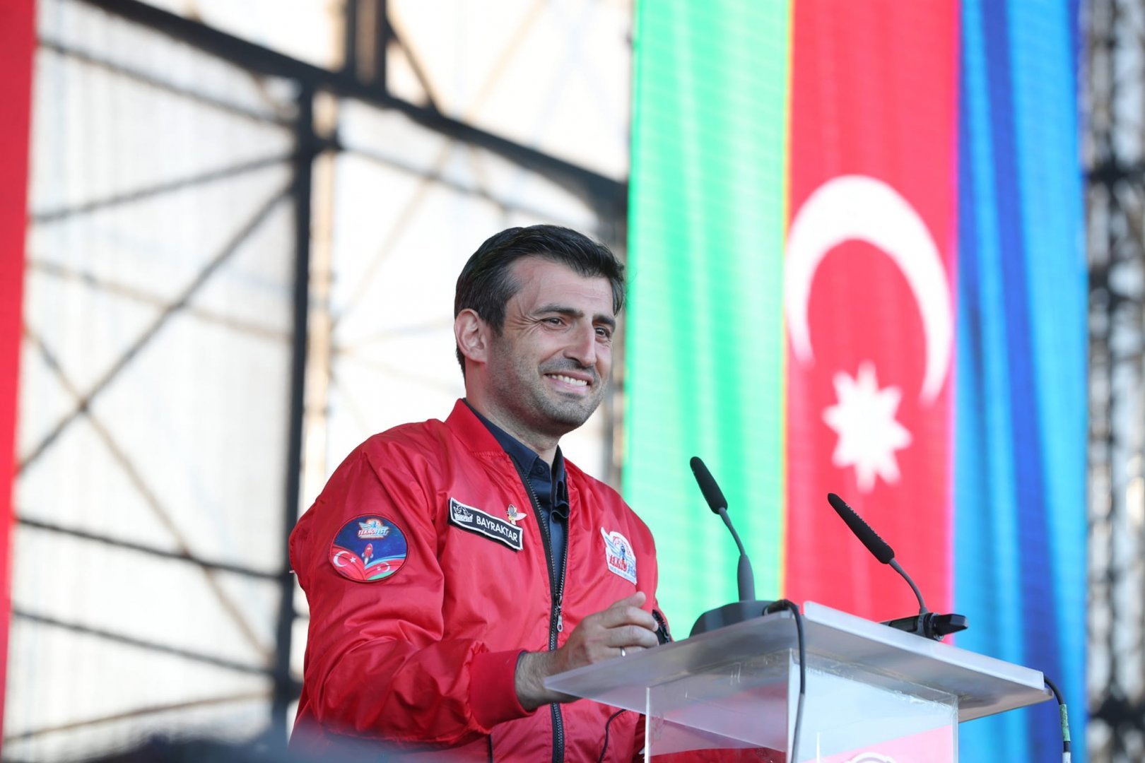 Seeing International Astronautical Congress held in Baku - great pride, says Selcuk Bayraktar
