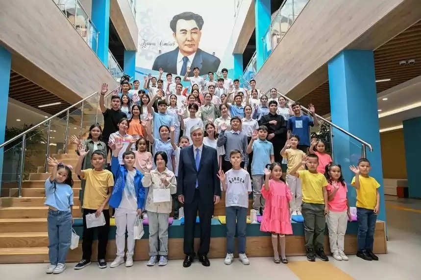 Head of State visits Innovative Art Center in Almaty