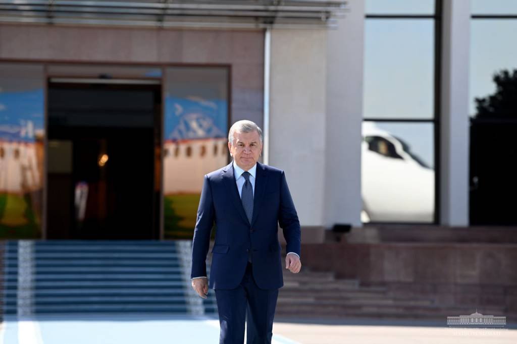 The President departs for Samarkand