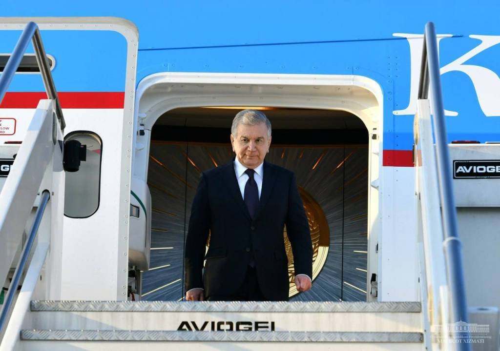 The President of Uzbekistan arrives in Milan