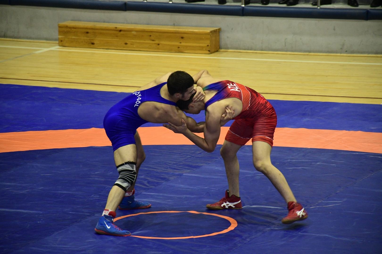 Азербайджанские борцы вышли в финал чемпионата Европы - TurkicWorld