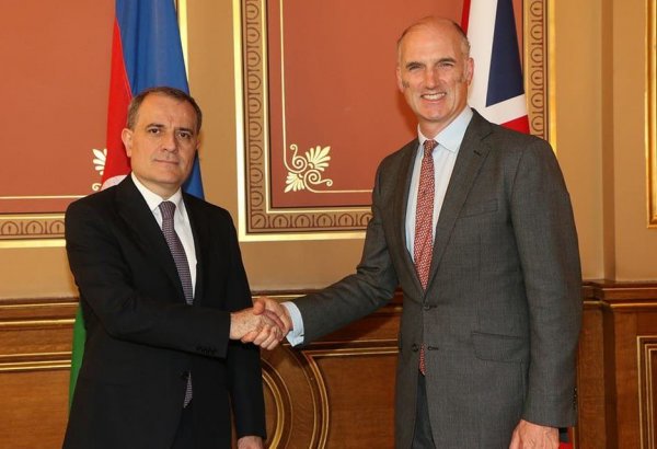 Великобритания и Азербайджан обсудили вопросы безопасности