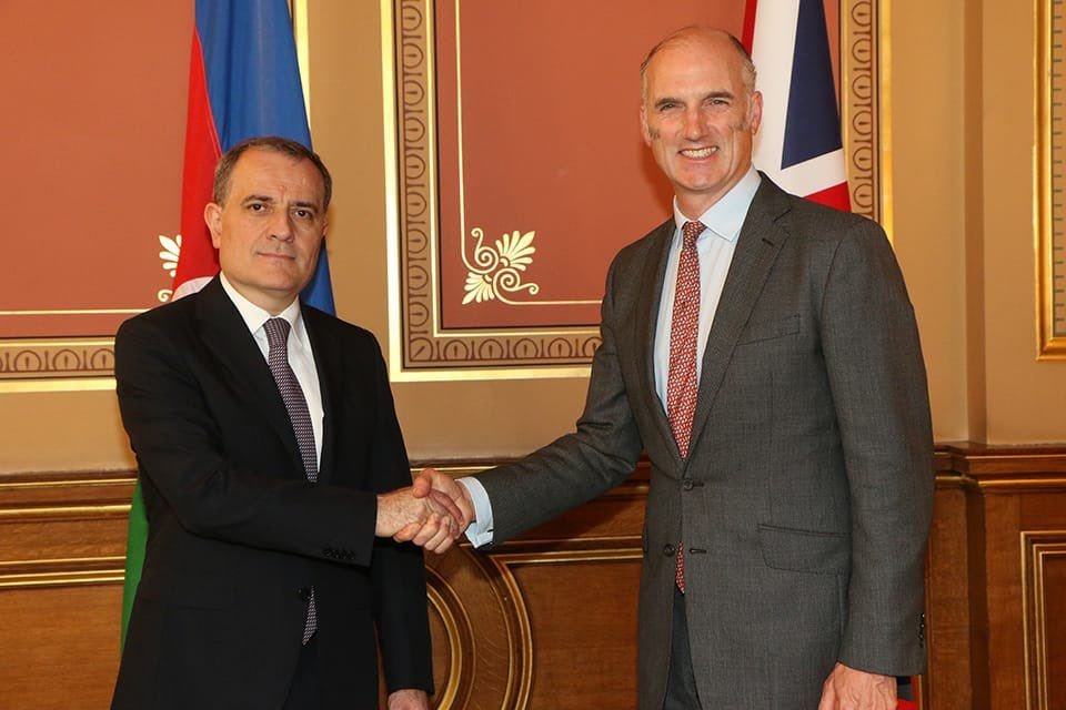Великобритания и Азербайджан обсудили вопросы безопасности