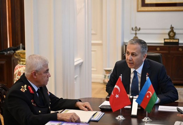 Состоялся телефонный разговор глав МВД Азербайджана и Турции