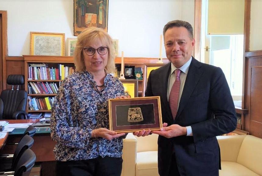 Национальная библиотека Болгарии высоко оценивает казахские произведения