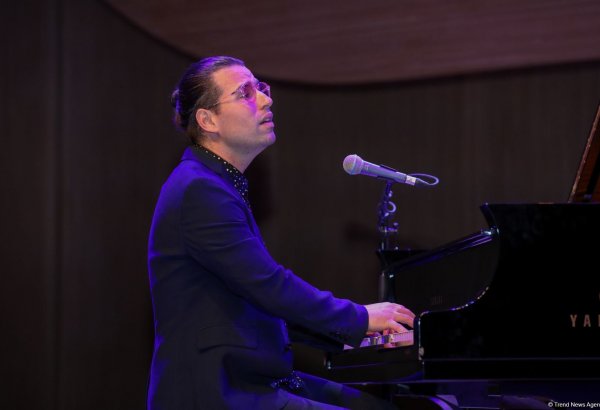 Azerbaijan hosts famous Cuban jazzman at Heydar Aliyev Center