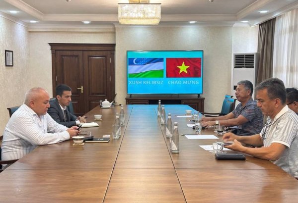 Uzbekistan increases the export of silk products to Vietnam