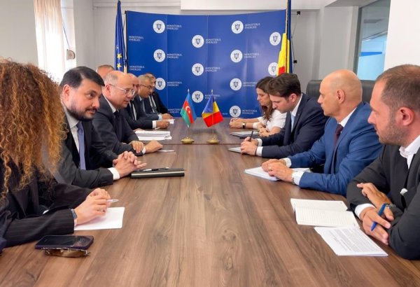 Министр энергетики Азербайджана встретился с румынским коллегой