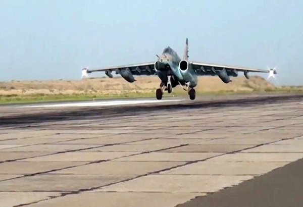Авиационные средства ВВС  Азербайджана выполняют учебно-тренировочные полеты