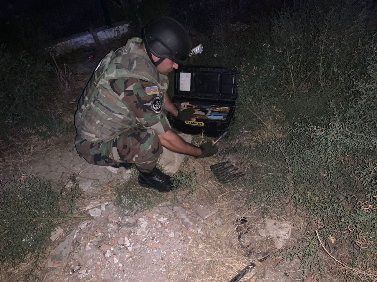 В одном из сел Абшеронского района обнаружены боеприпасы