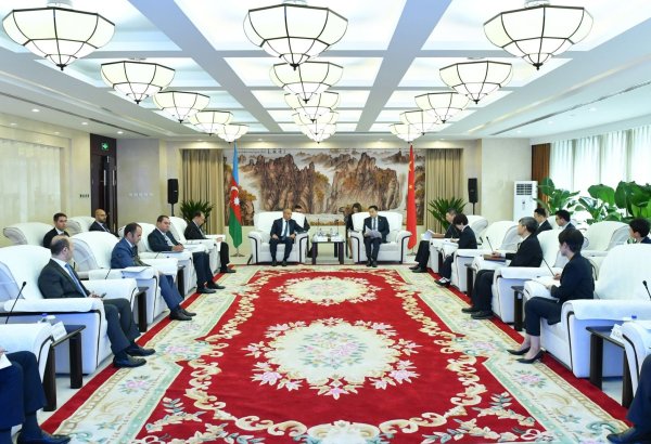Азербайджан и Китай обсудили перспективы сотрудничества в области энергетики