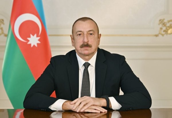 Бывший гендиректор ИСЕСКО поздравил Президента Ильхама Алиева