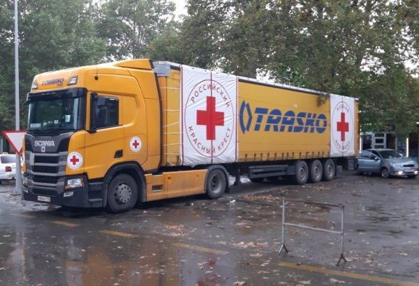 Armenians in Azerbaijan's Karabakh refuse Russian food truck, which stands still in Barda