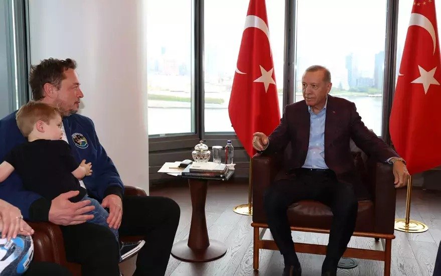 Erdoğan asks Musk to build Tesla factory in Türkiye