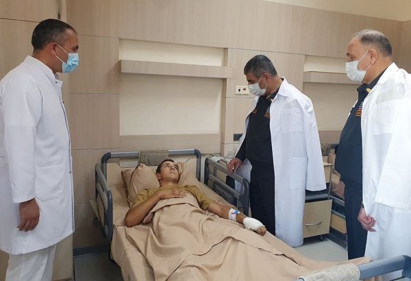 Leadership of Azerbaijani Defense Ministry visits military hospital