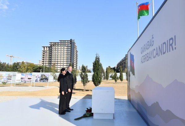 Prezident İlham Əliyev və birinci xanım Mehriban Əliyeva Bakıda inşası davam etdirilən Zəfər parkında olublar