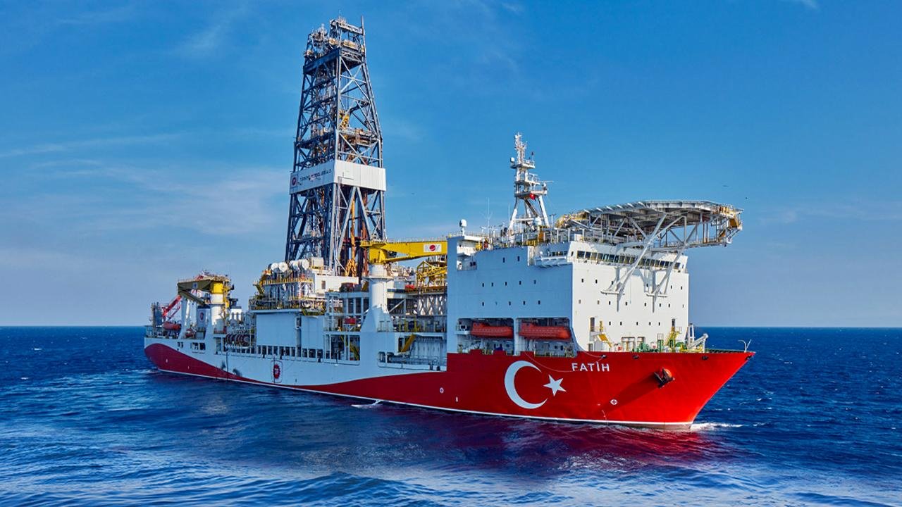 Fatih gəmisi Qara dənizdə yeni qazma işlərinə başlayıb