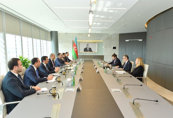 Azerbaijan, EBRD talk on cooperation development in various areas