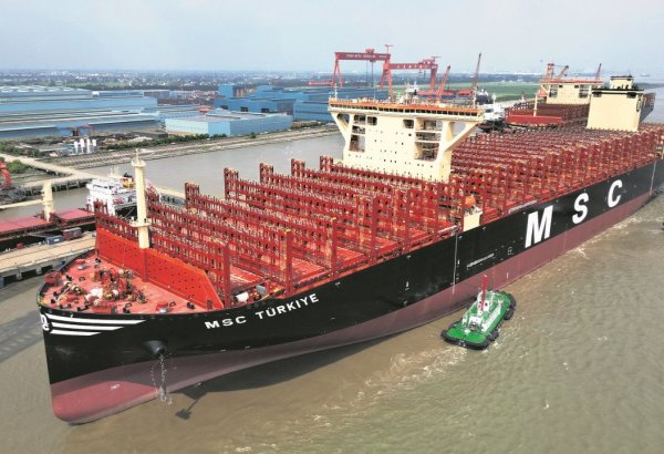 Dünyanın ən böyük konteyner gəmilərindən birinə “Türkiyə” adı verilib