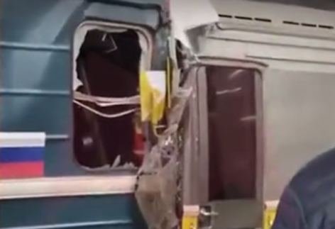 Rusiyanın paytaxtında metroda iki qatar toqquşdu