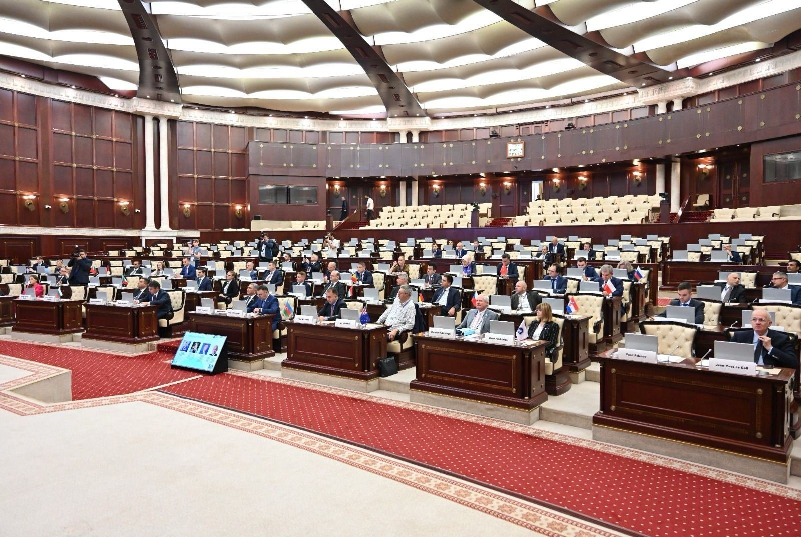 Объявлена дата следующего внеочередного заседания парламента Азербайджана